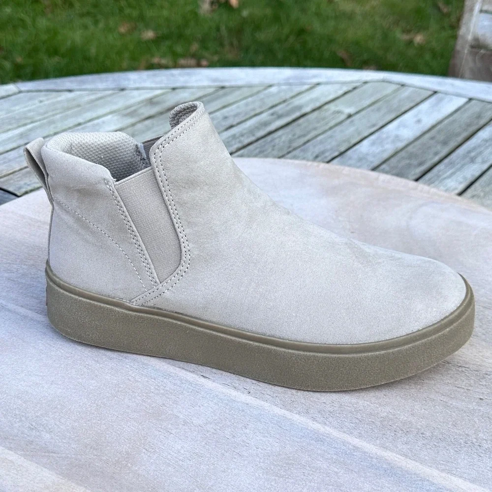Dr. Scholl's Madison Womens Sneaker Boots Size 7.5 Taupe Microfiber Slip On